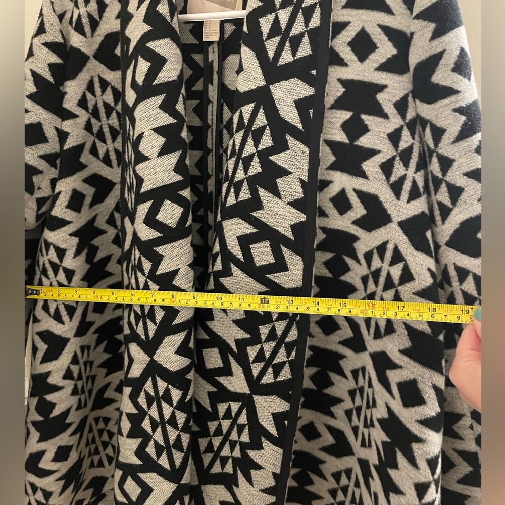 Aztec coat - Picture 4 of 5